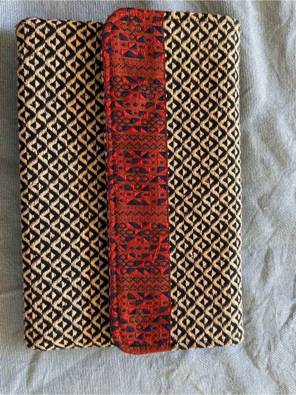 Atmosphere Brand Textured Woven Clutch Hand Bag 8.5 x 12 inches